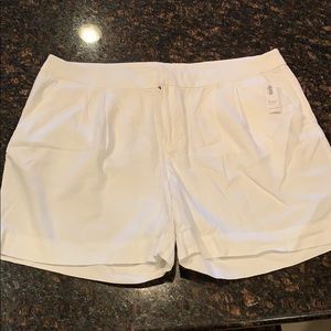 Old Navy white linen shorts